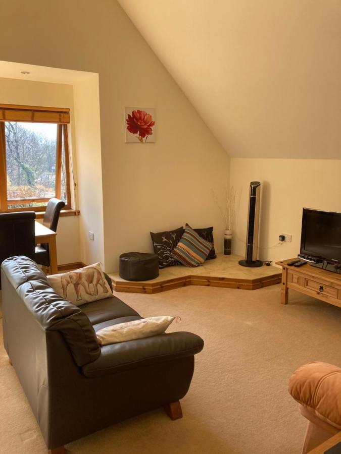 Springbank Apartment - Sleeps 4 - Pet Friendly Форт Уилям Екстериор снимка